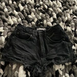 Women size 00 (23) black denim shorts